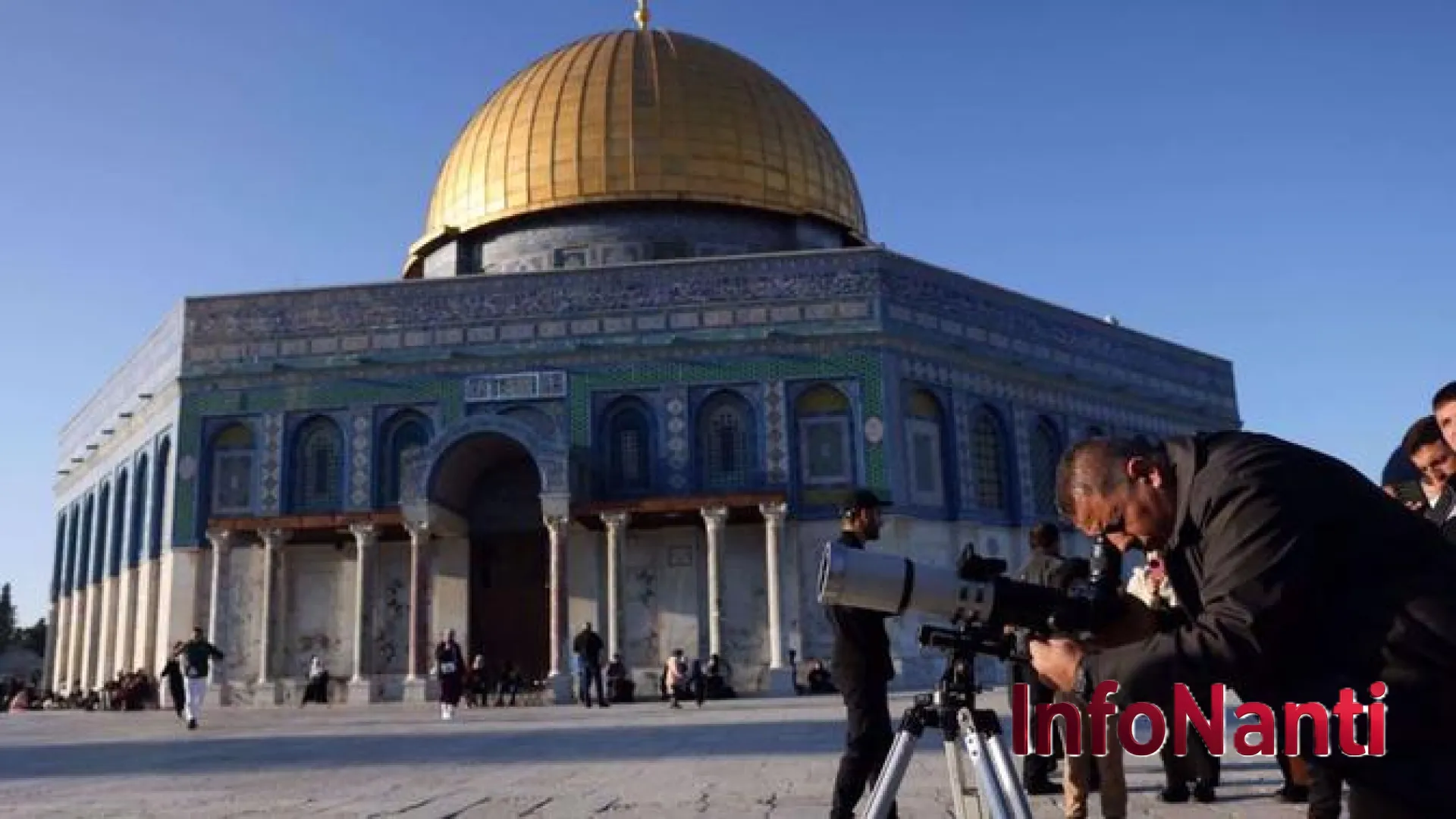 Provokasi di Al-Aqsa: Pengibaran Bendera Israel dan Gelombang Kecaman Internasional yang Memanas