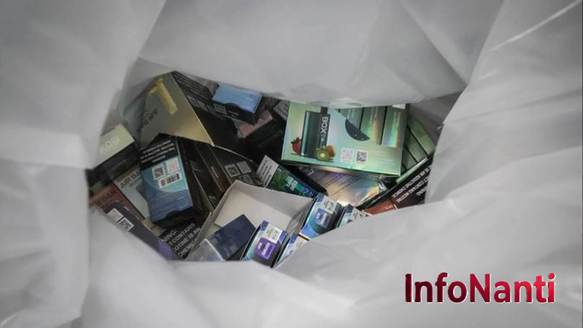 Hong Kong Ketuk Palu: Larangan Vape di Ruang Publik Resmi Berlaku, Pelanggar Terancam Denda Jutaan