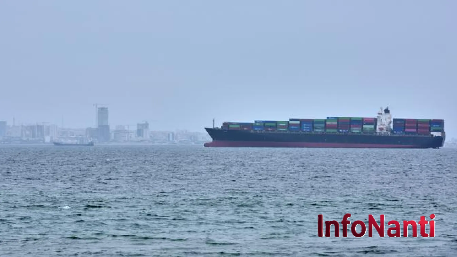 Analisis Strategi OPEC+: Rencana Kenaikan Produksi di Tengah Kebuntuan Selat Hormuz dan Eksodus Anggota