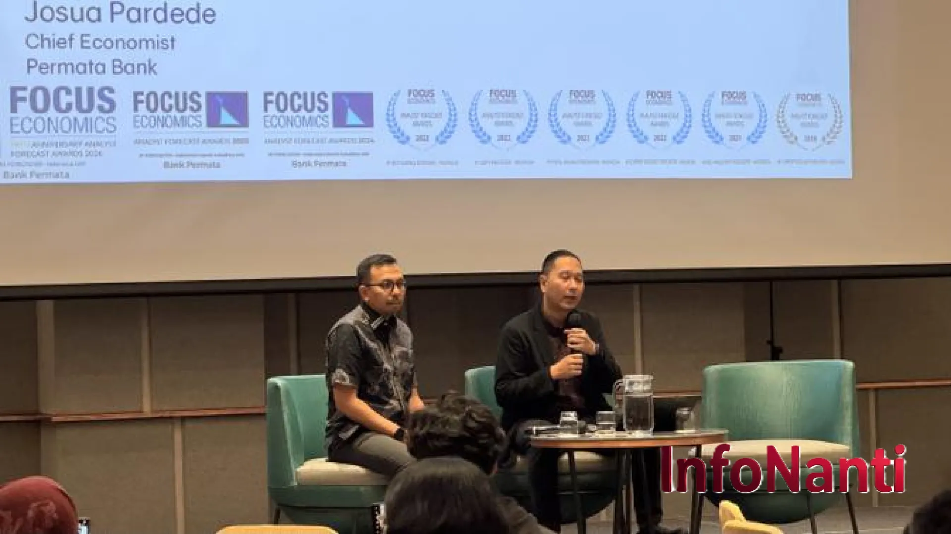 Rupiah Terjebak di Zona Merah Asia: Mengapa Mata Uang Garuda Hanya Mampu Mengungguli Rupee?