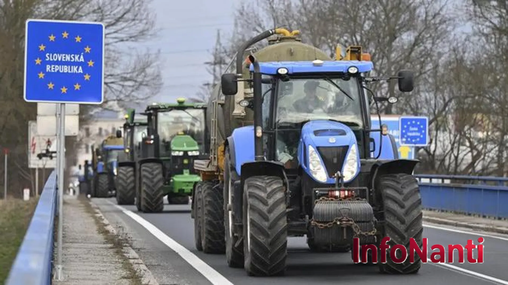 Fenomena Unik ‘Tractor Day’ di Michigan: Ketika Kendaraan Pertanian Raksasa Menginvasi Parkiran Sekolah