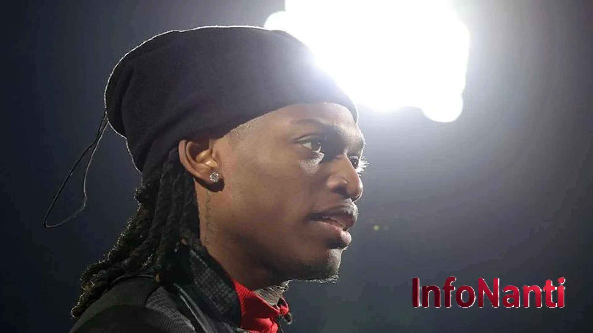 Sinyal Kepergian Rafael Leao: Antara Romantisme Manchester United dan Pesona Arsenal