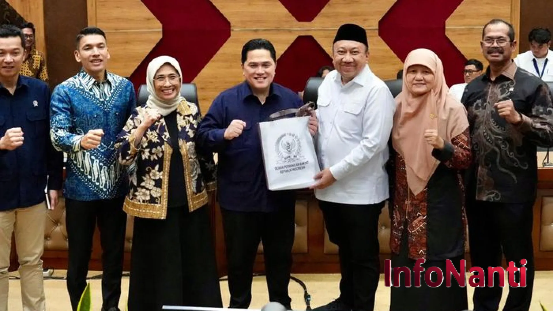 Reformasi Birokrasi Kemenpora Tuai Pujian: Menpora Erick Thohir Berhasil Pangkas Ribuan Aturan Berbelit