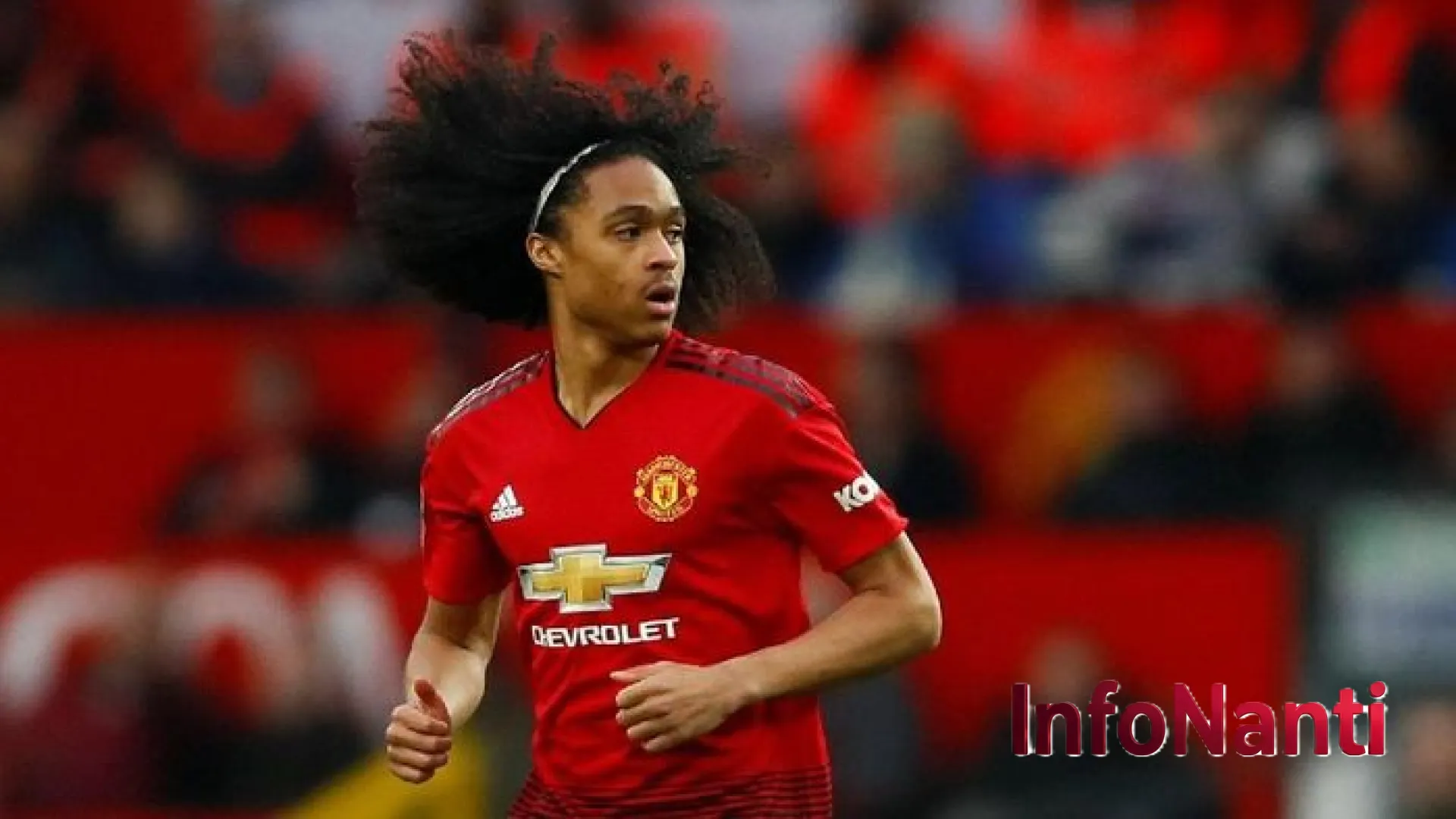 Keajaiban The Blue Wave: Mengulas Sosok Tahith Chong, Satu-Satunya Putra Asli di Balik Sejarah Timnas Curacao