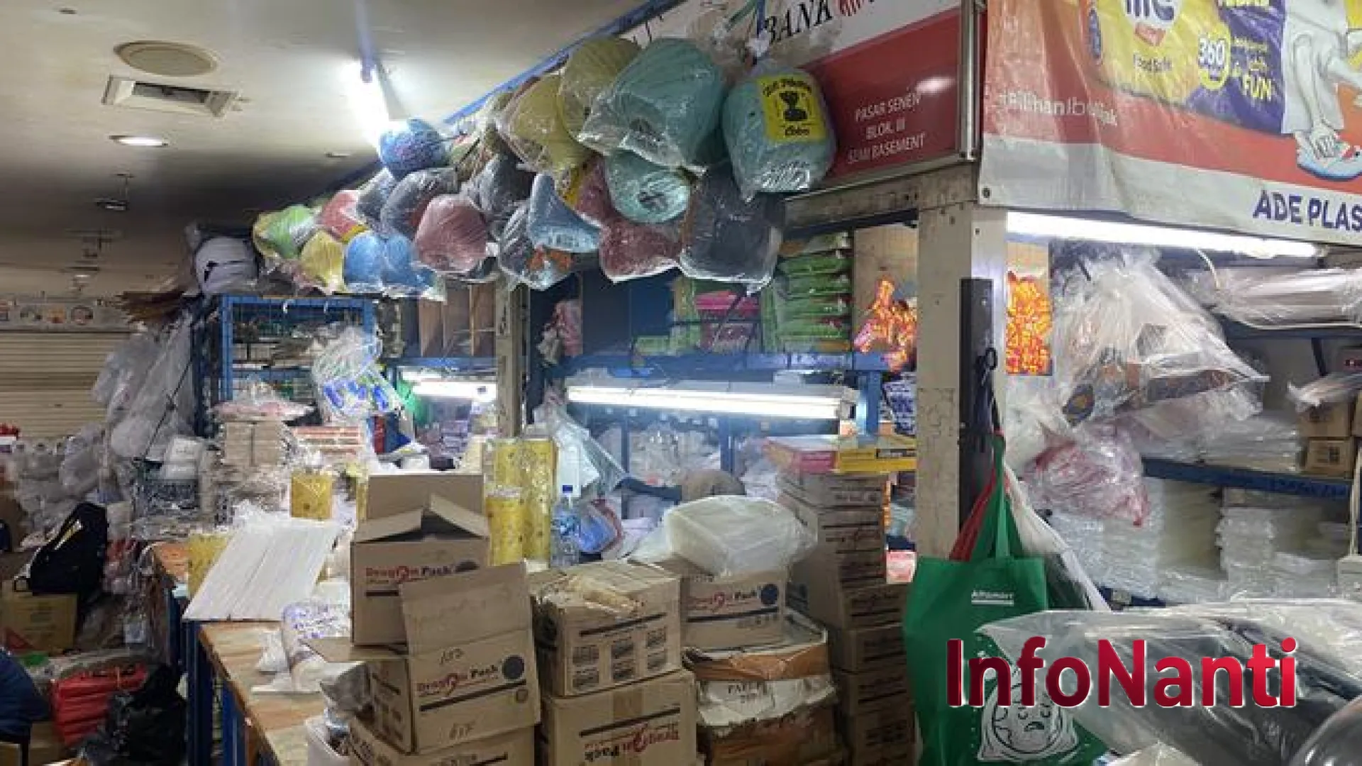 Harga Plastik di Jakarta Meroket Imbas Konflik Global, Pelaku Kuliner Mulai Was-was