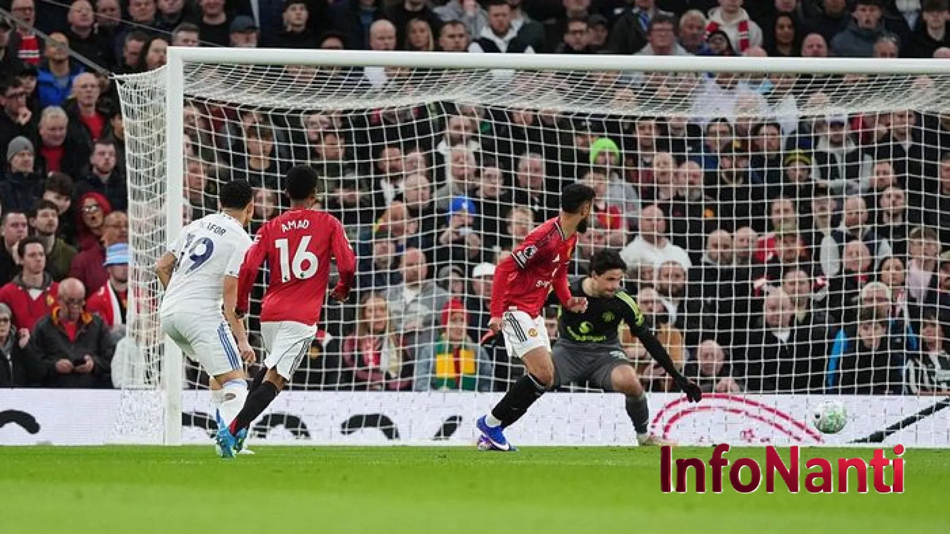 Nestapa di Old Trafford: Manchester United Babak Belur Dihajar Leeds United Dua Gol Tanpa Balas di Babak Pertama