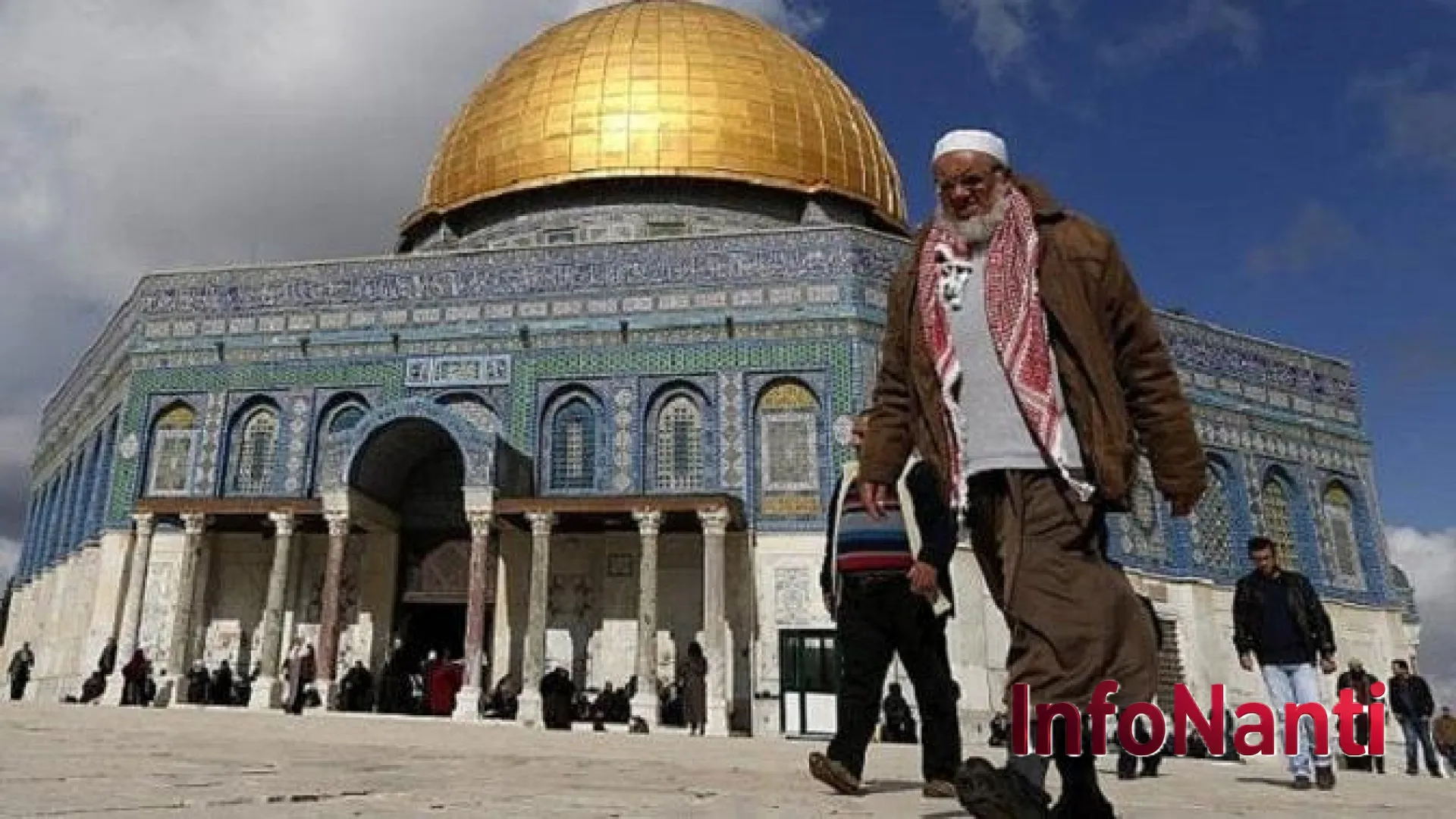 Pintu Ibadah Terbuka Kembali: Masjid Al-Aqsa dan Gereja Makam Suci Sambut Jamaah di Yerusalem